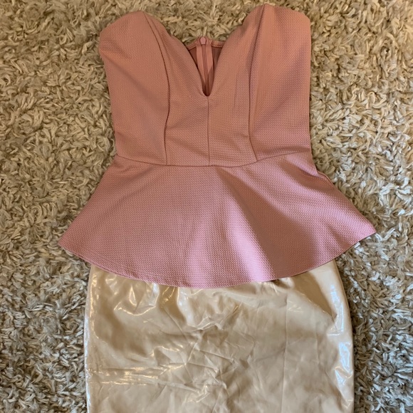 Latex skirt - Picture 1 of 3